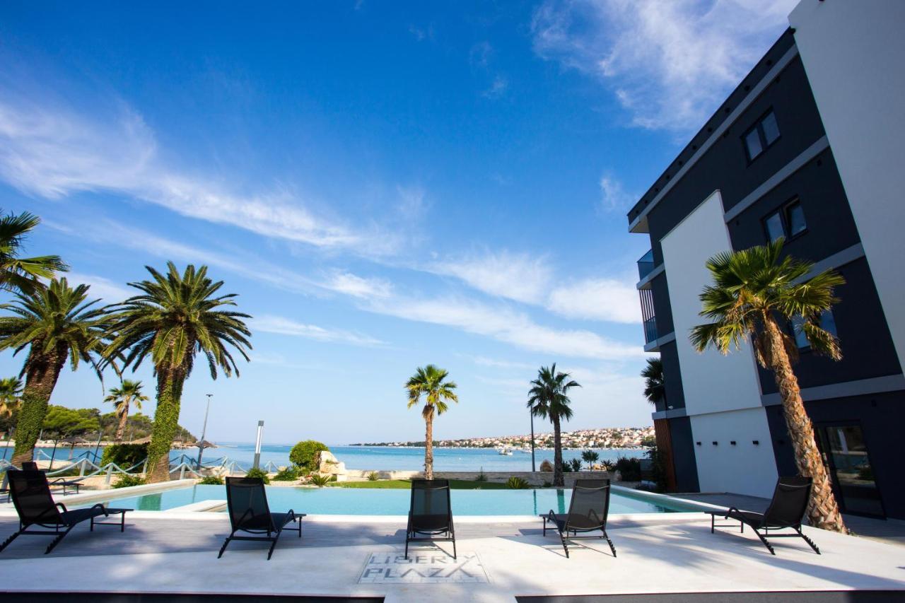 Liberty Plaza Hotel Novalja Luaran gambar