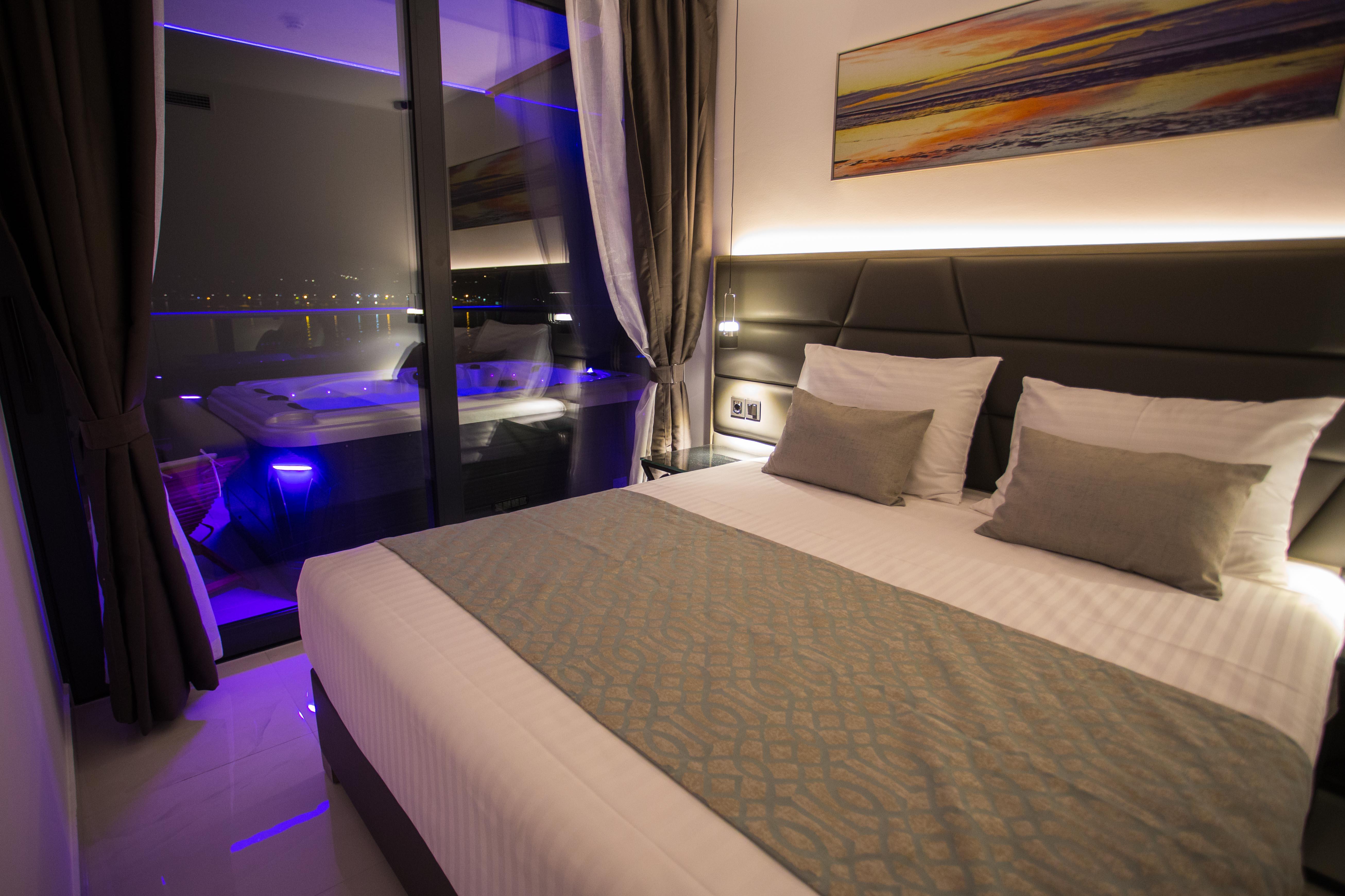 Liberty Plaza Hotel Novalja Luaran gambar