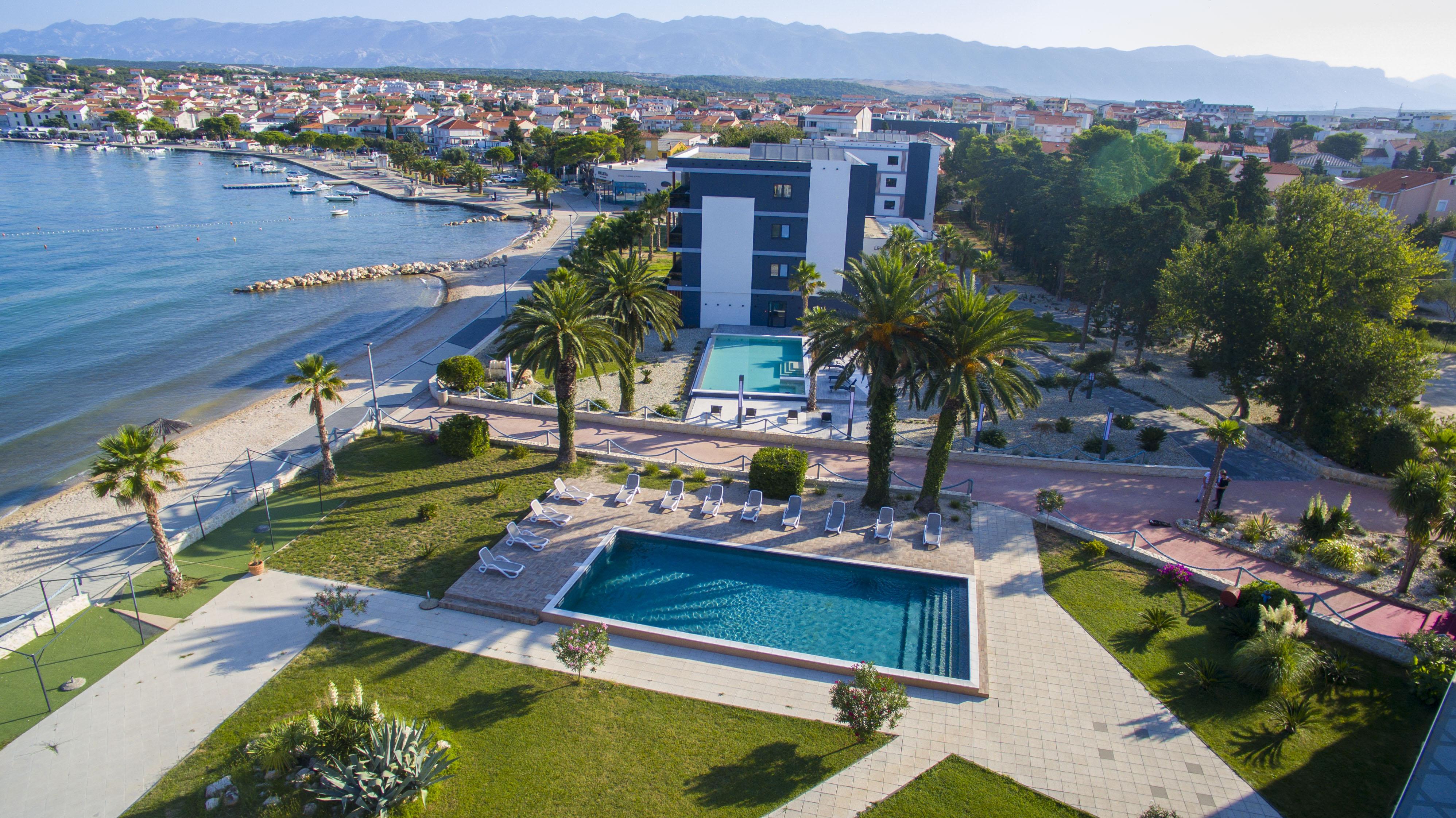Liberty Plaza Hotel Novalja Luaran gambar