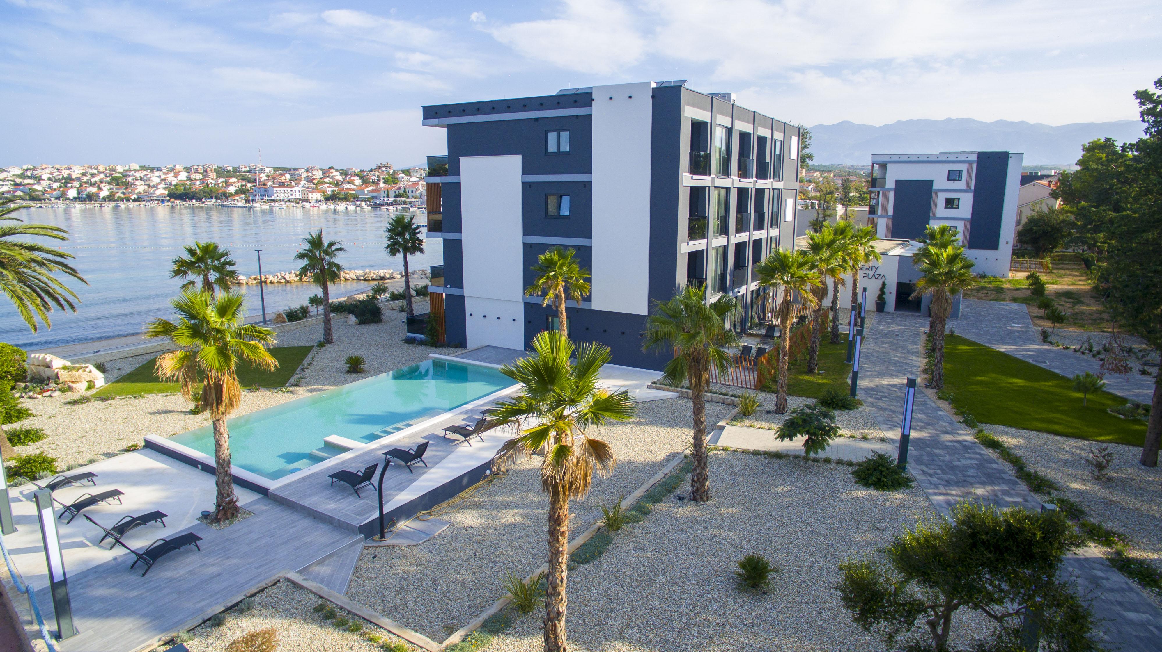 Liberty Plaza Hotel Novalja Luaran gambar
